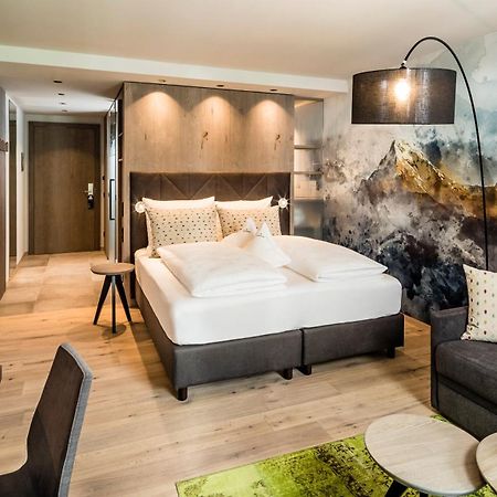 Alpine Luxury Spa Resort Schwarzenstein Lutago Extérieur photo