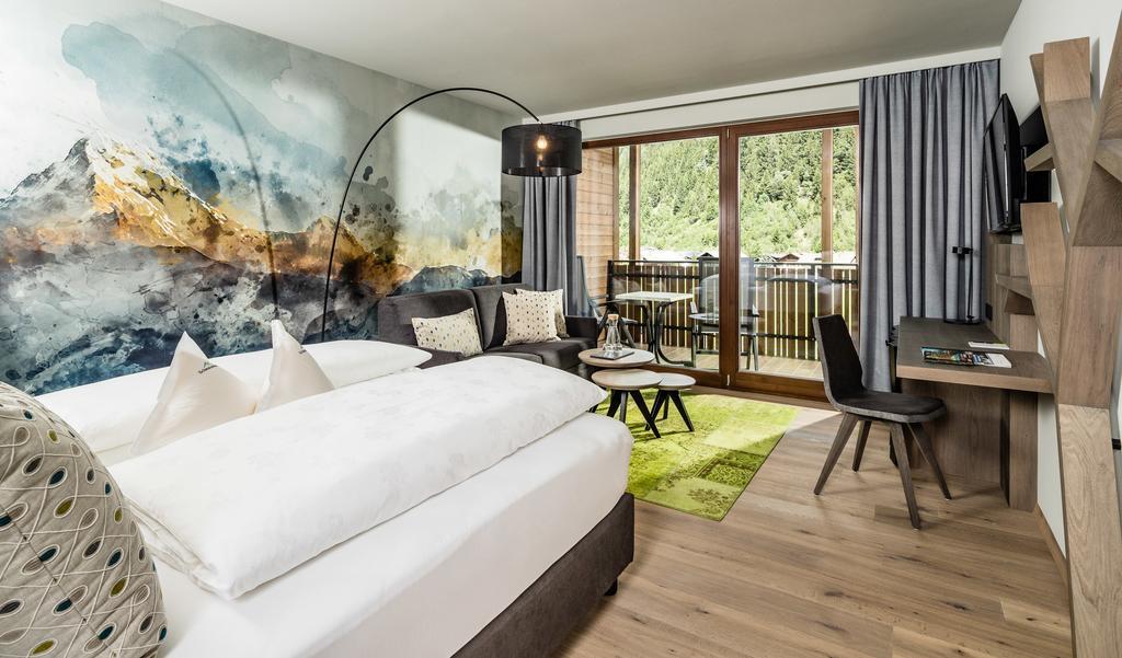 Alpine Luxury Spa Resort Schwarzenstein Lutago Extérieur photo
