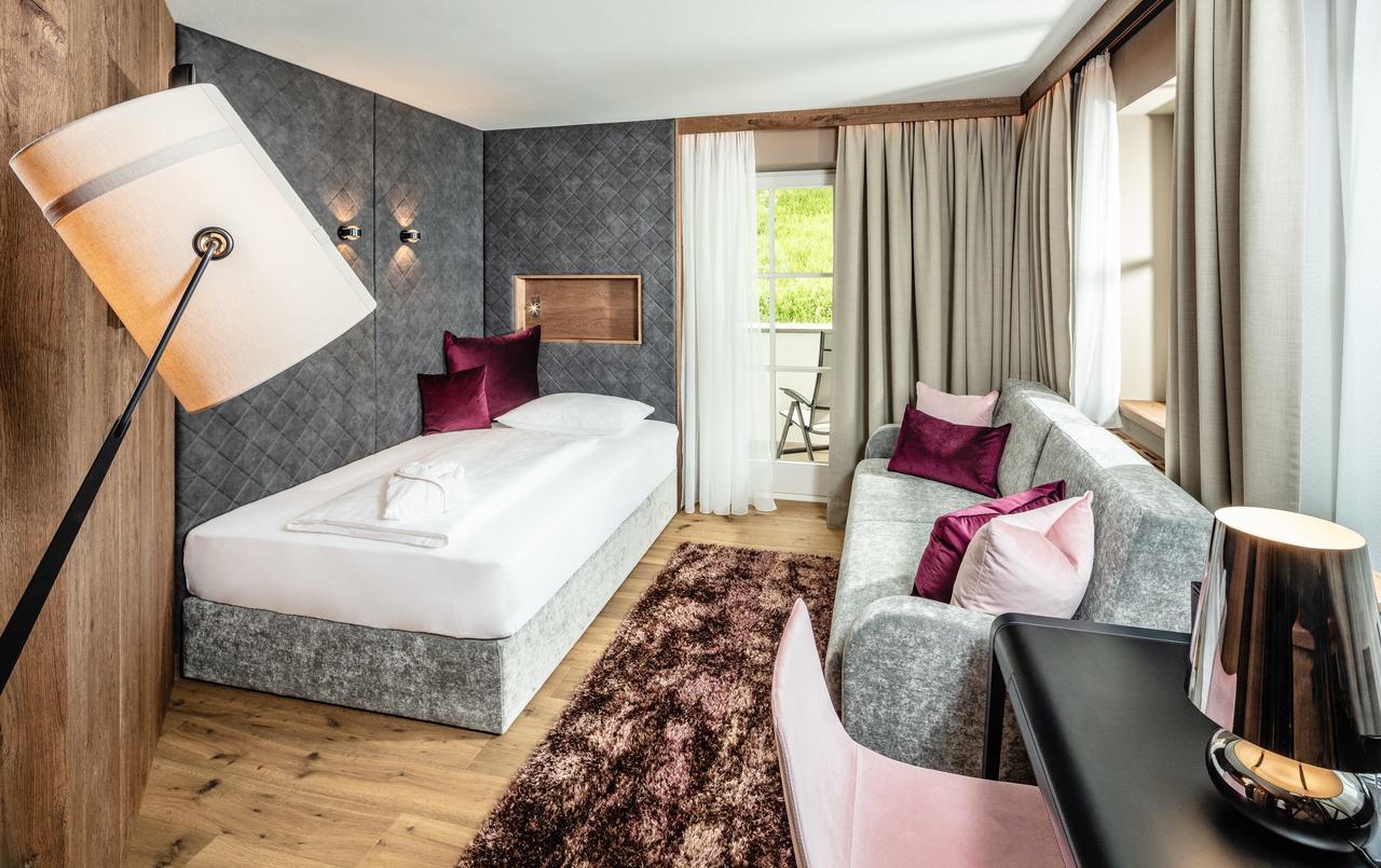 Alpine Luxury Spa Resort Schwarzenstein Lutago Extérieur photo